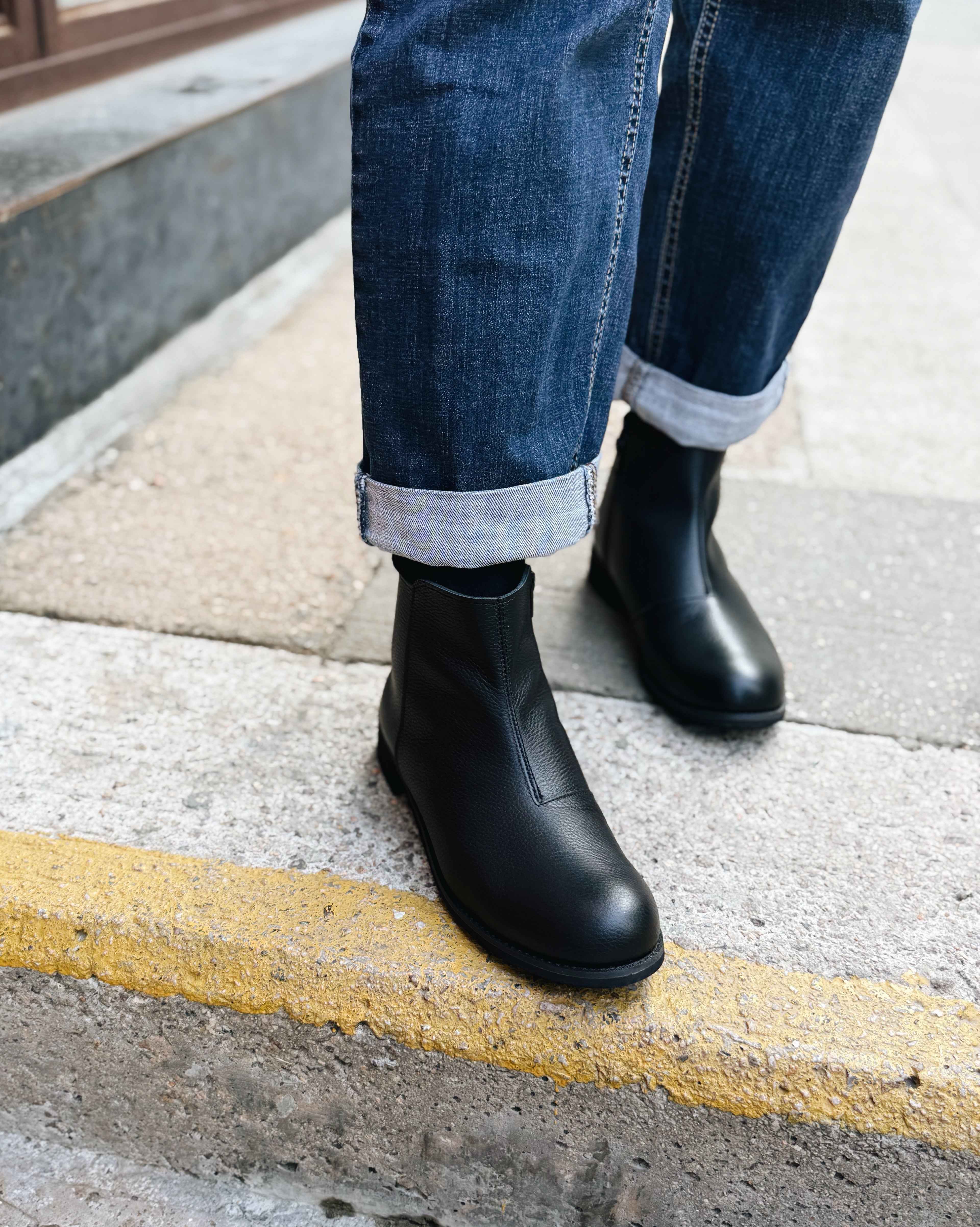 Elvie Boots - Classy Black