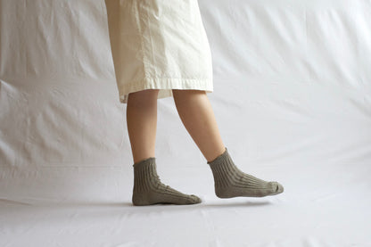 Linen Ribbed Socks