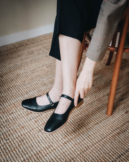 Lady Mary Jane Flats - Leather Black