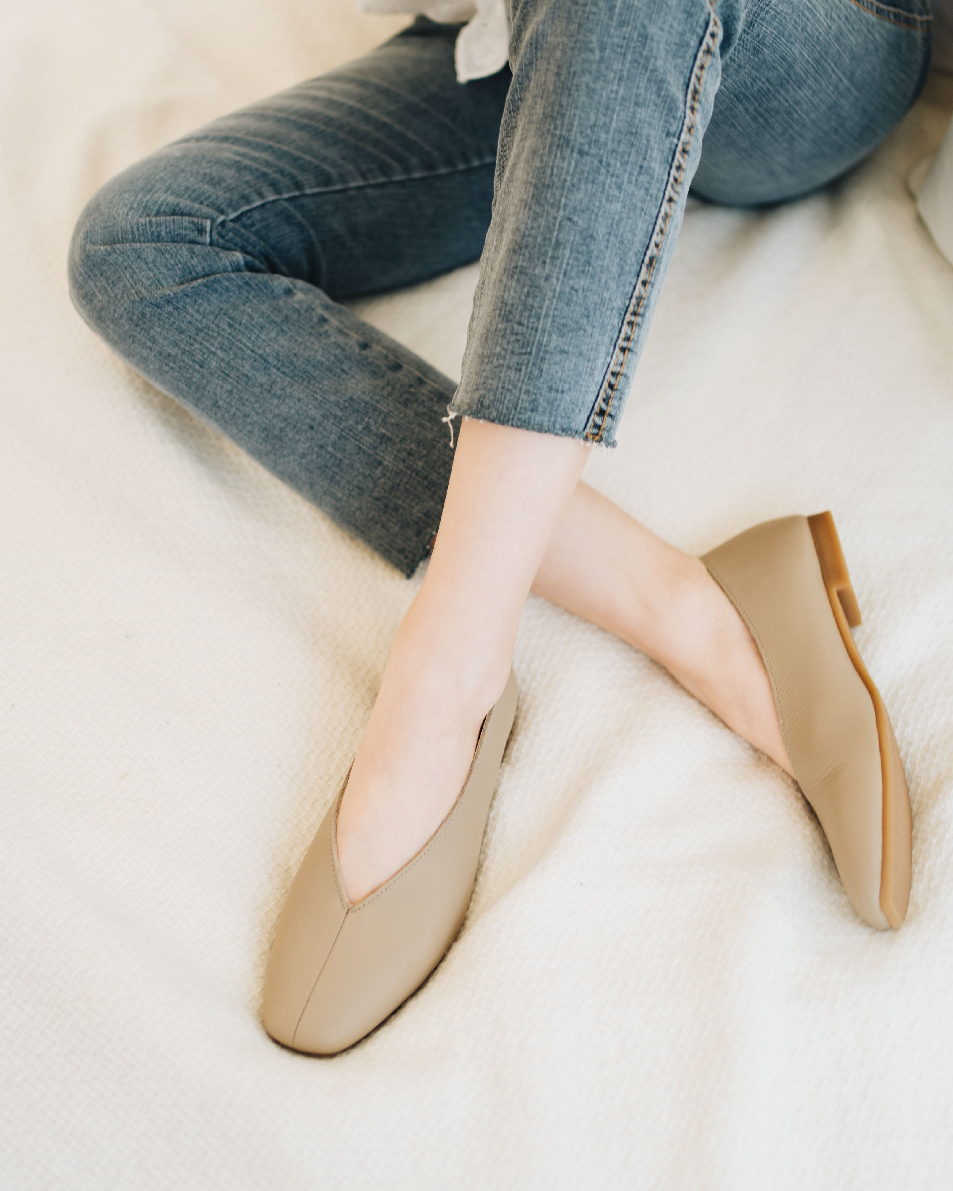 Olivia Flats - Cement Beige