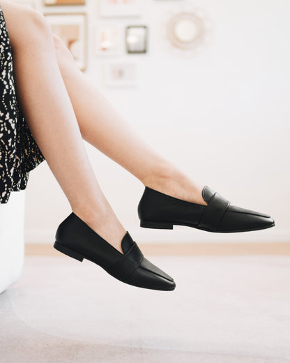 Delia Loafers - Leather Black